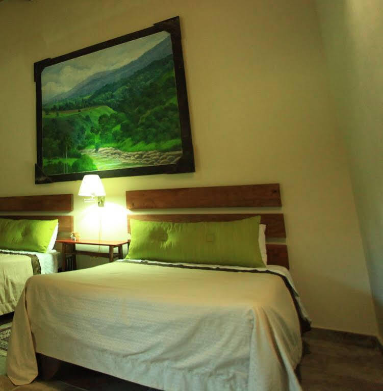 Rancho Baiguate Hotel Jarabacoa Eksteriør billede